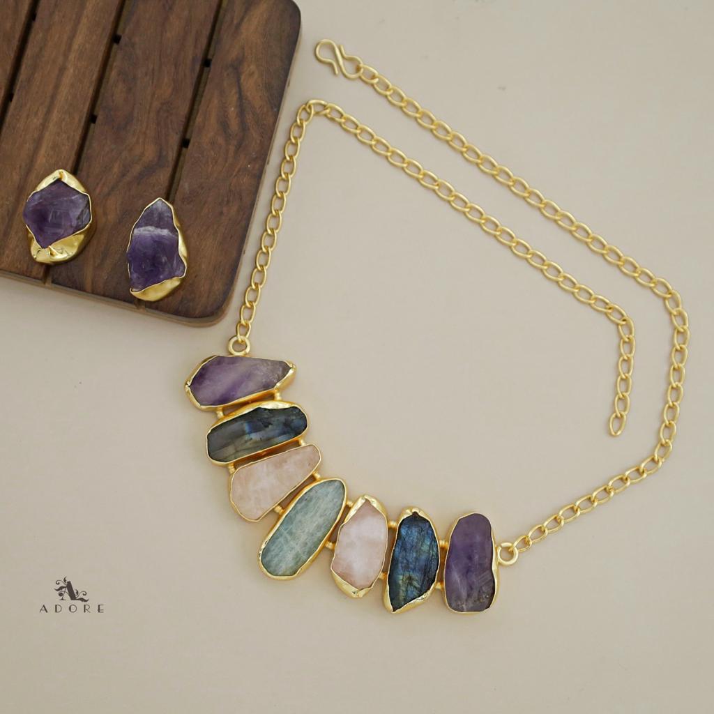 Maghona Raw Stone Short Neckpiece With Earring