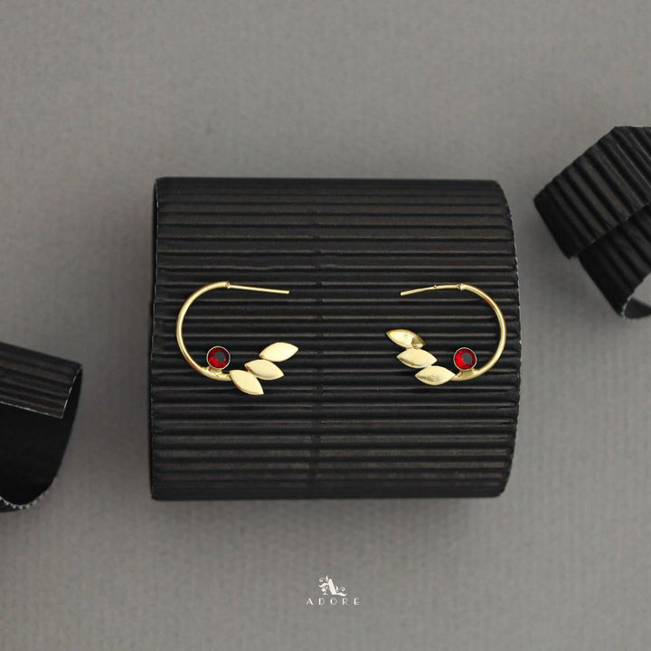 Delna Open Circle Leaf Stone Earring