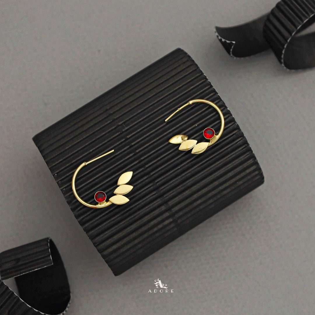 Delna Open Circle Leaf Stone Earring