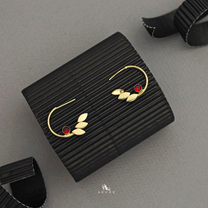 Delna Open Circle Leaf Stone Earring