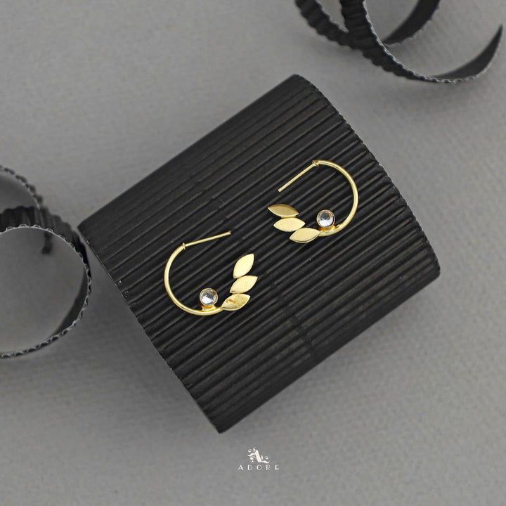 Delna Open Circle Leaf Stone Earring