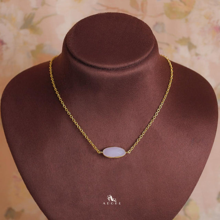 Azara glossy oval short neckpiece