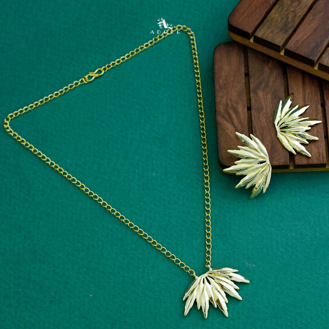 Golden Spike Bush Neckpiece with Earring