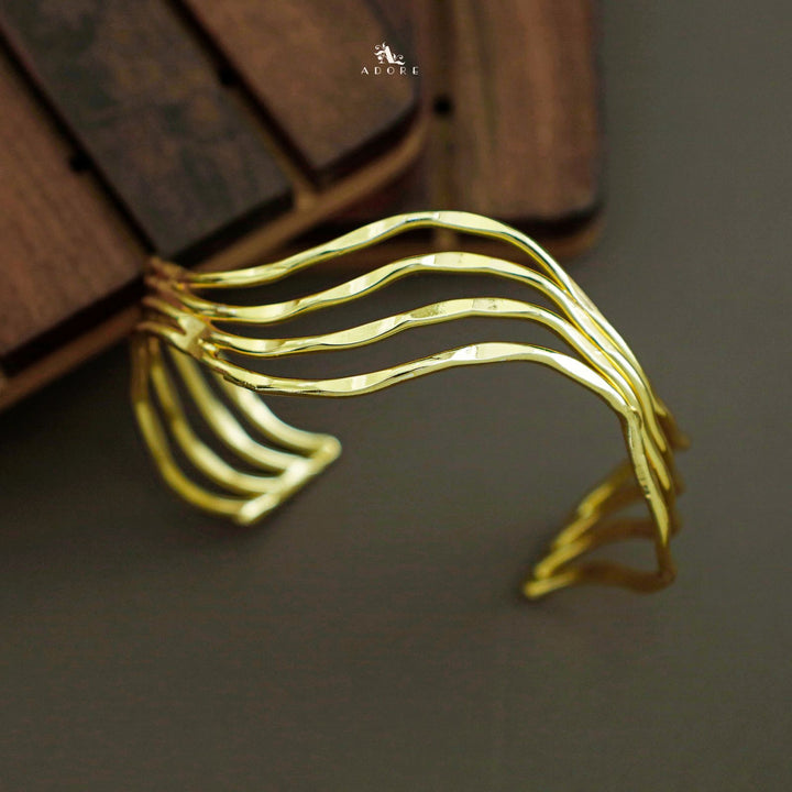 Dilara Golden Layered Zig Zag Bangle