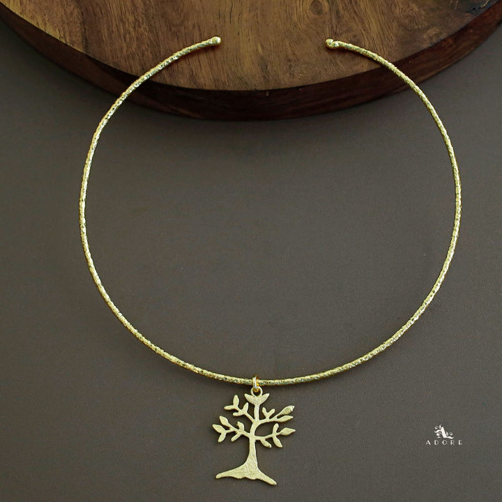 Golden Hammered Tree Neck Cuff