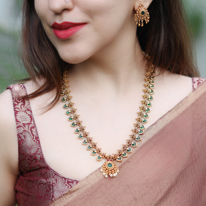 Rakshini Palakka Long Neckpiece With Earring