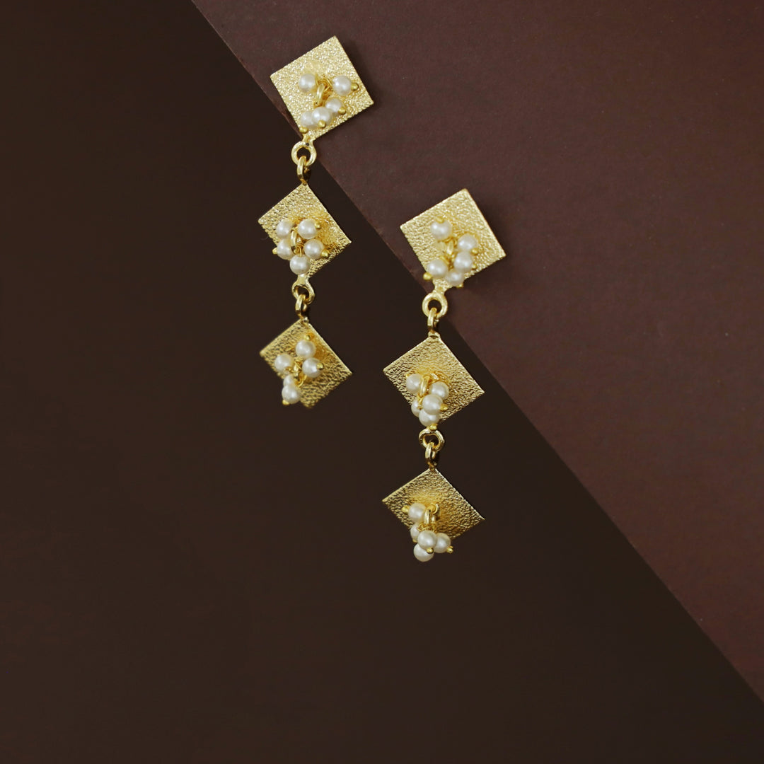 Lindy Golden Textured Tri Square Pearl Earring