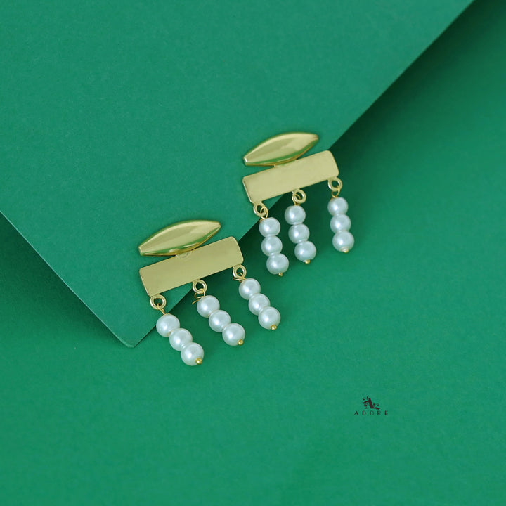 Elora Golden Tri Pearl Earring
