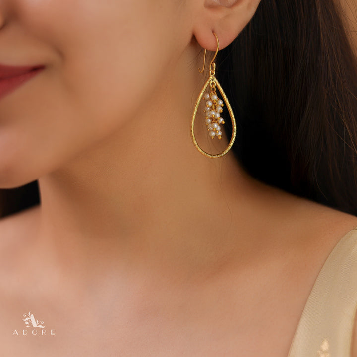 Darika Golden Cluster Pearl Drop