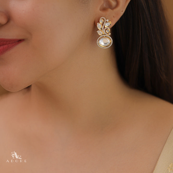 Apeksha Leafy Kundan Earring