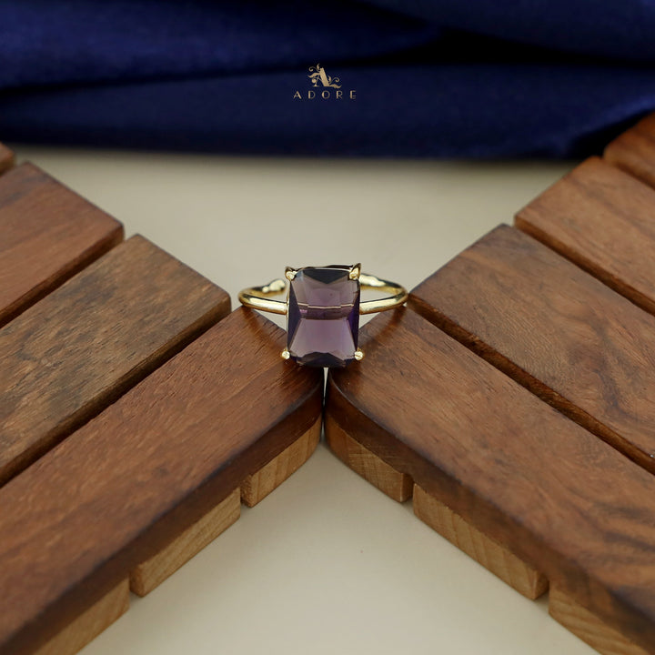 Rinza 4 Claw Glossy Rectangle Ring