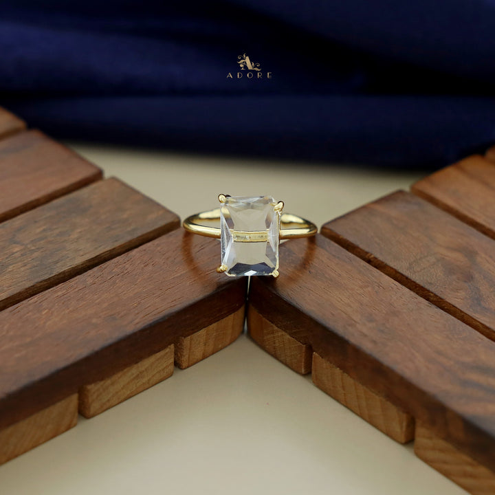 Rinza 4 Claw Glossy Rectangle Ring
