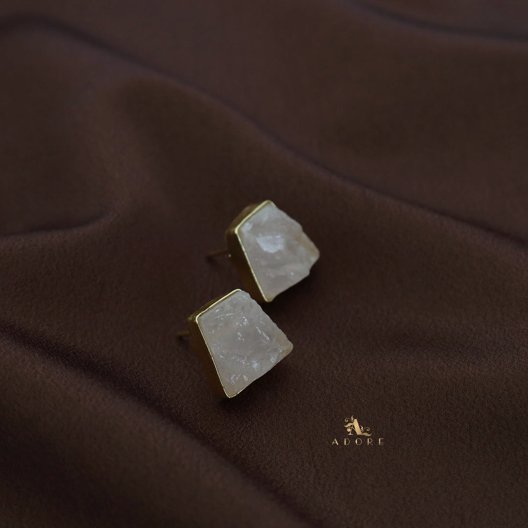 Ziya Raw Stone Neckpiece With Stud
