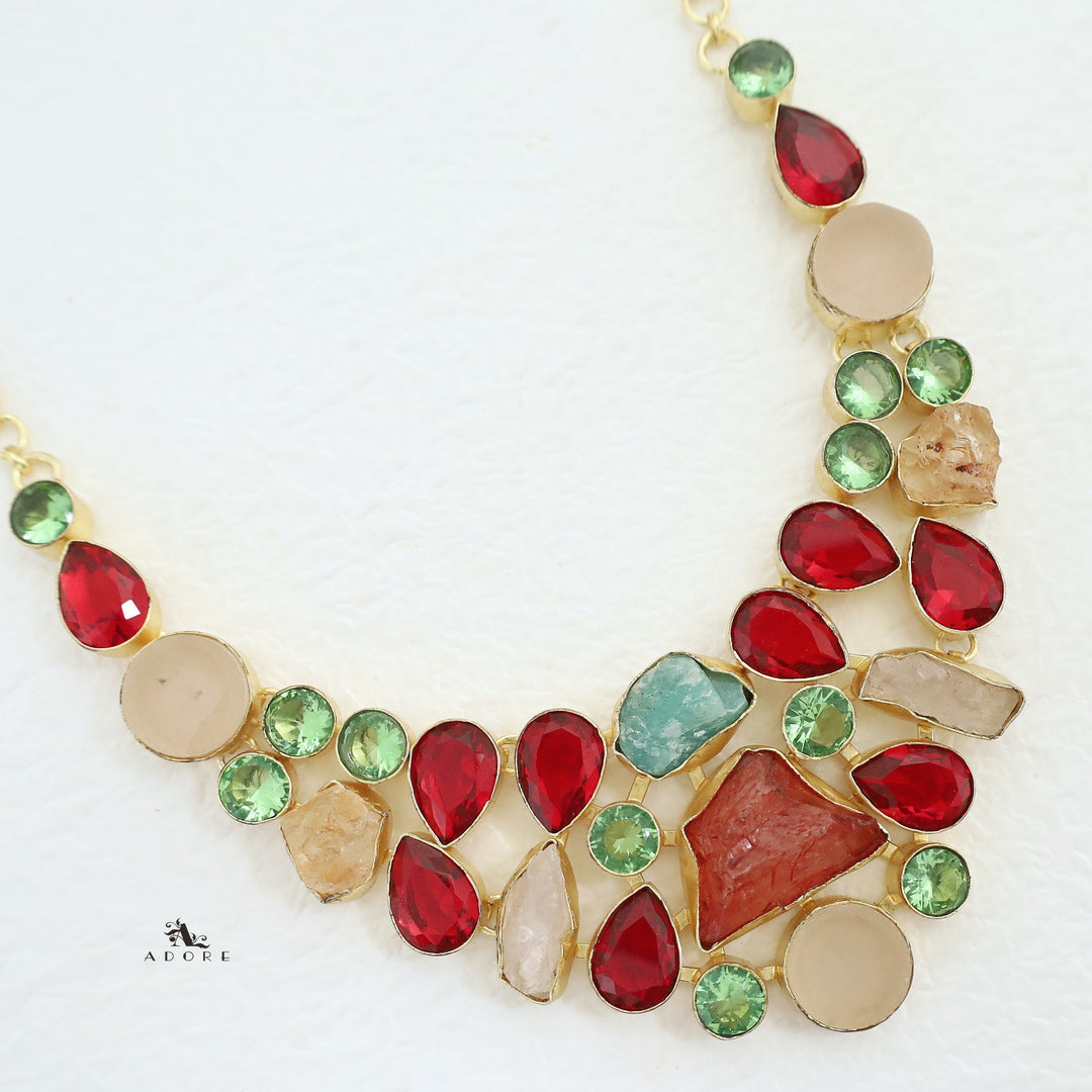 Maribel Neckpiece