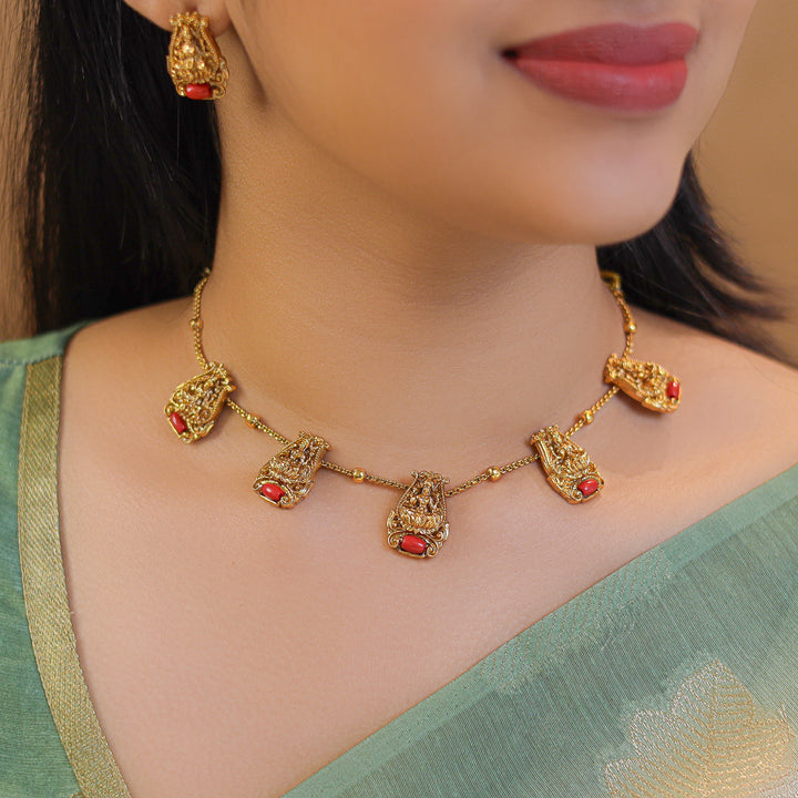 Bavanya Ashtalakshmi Bead Short Neckpiece With Earring