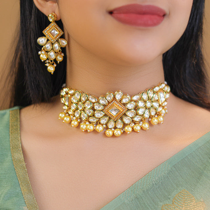 Dhevipriya  Kundan Choker With Earring