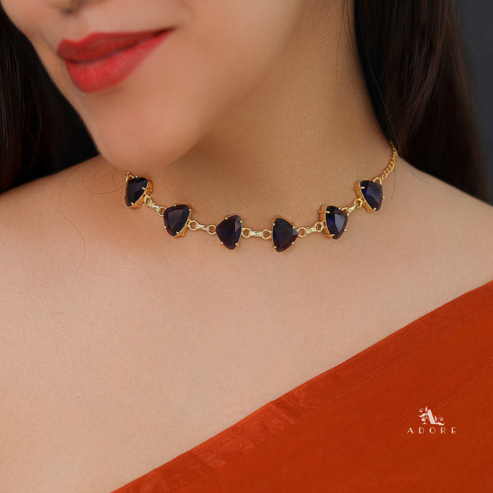 Ina Curvy Triangle Glossy Stone Short Neckpiece