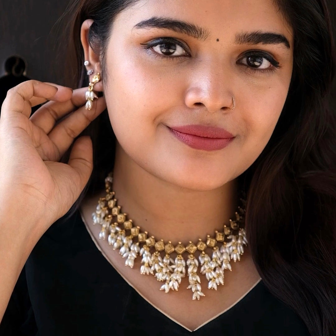 Asthra Rice Pearl Short Neckpiece with Earring