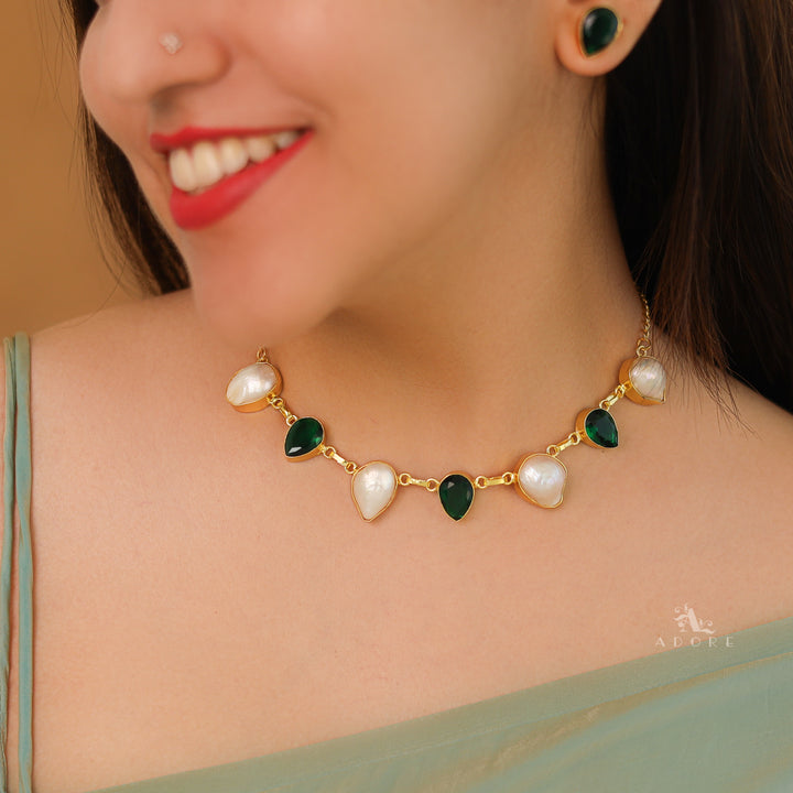 Papillon Baroque Neckpiece With Earring