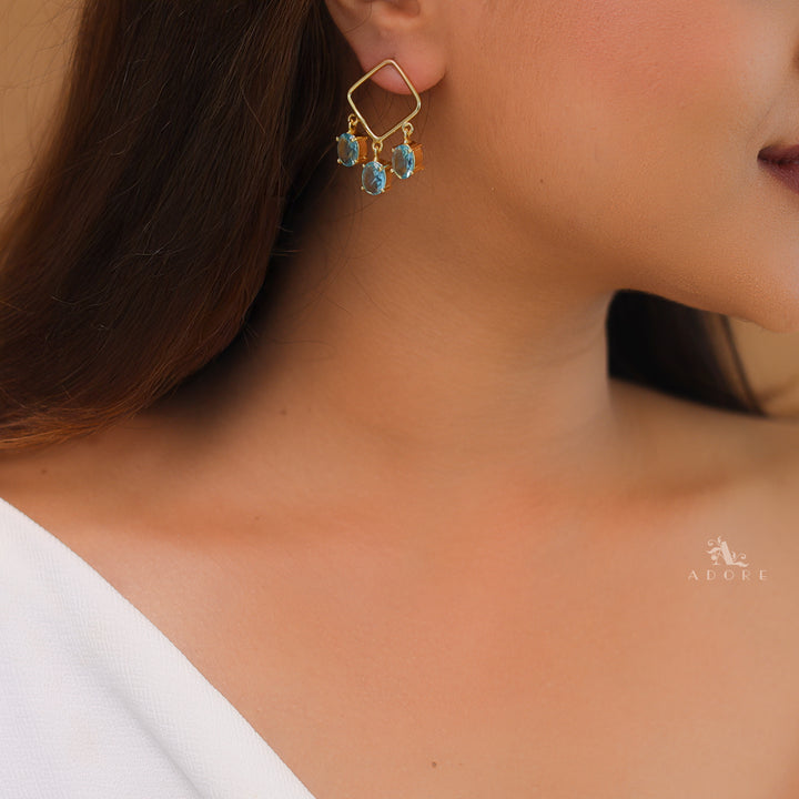 Xyna Golden Diamond Glossy Tri Oval Earring