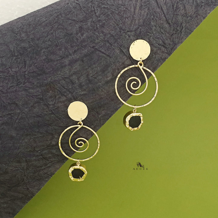Lyra Golden Swirl Raw Stone Earring