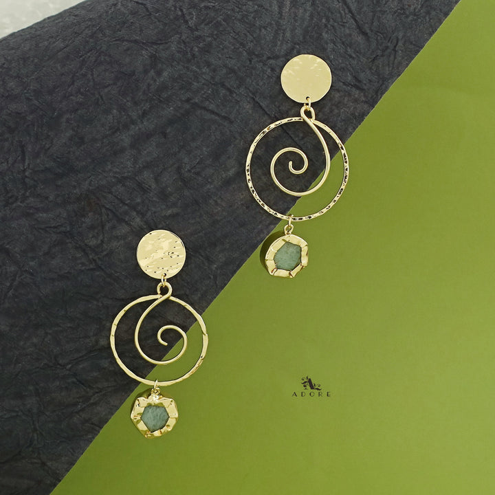 Lyra Golden Swirl Raw Stone Earring
