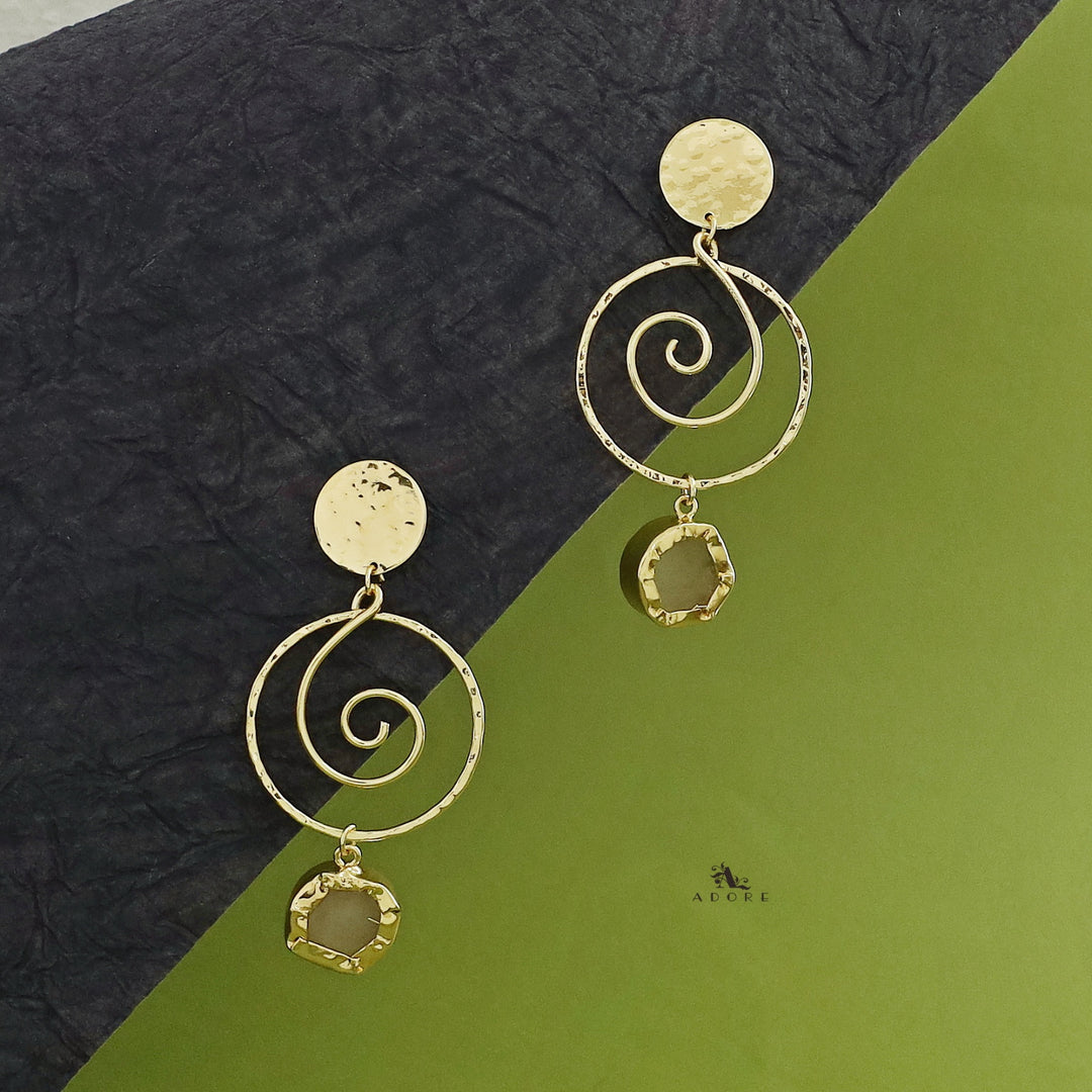 Lyra Golden Swirl Raw Stone Earring