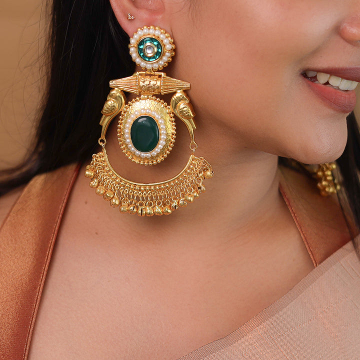 Aastha Golden Dual Bird Ghungroo Kashmiri Earring