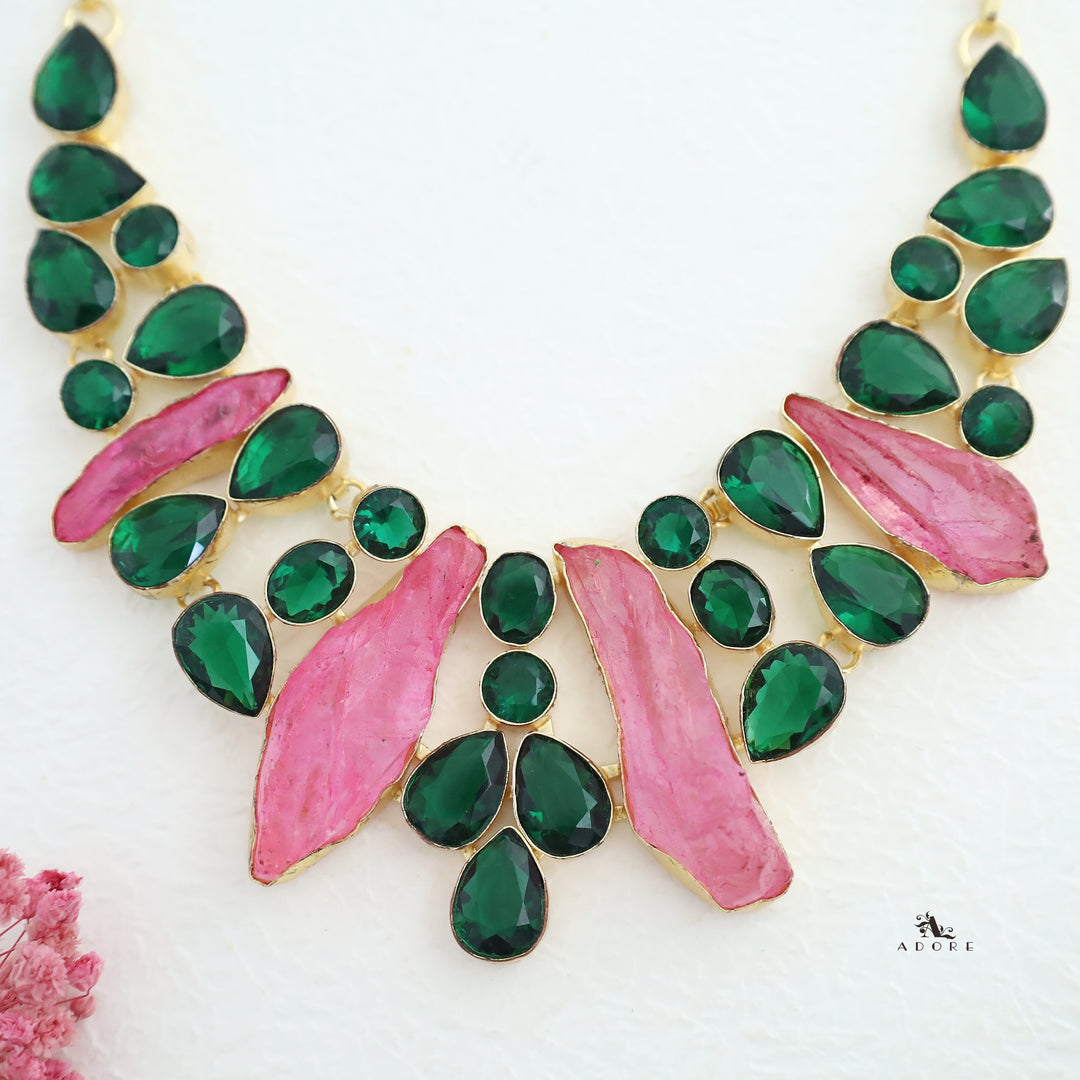 Wilhelmina Neckpiece