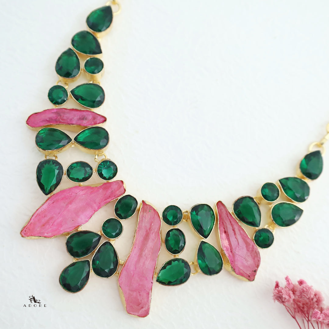 Wilhelmina Neckpiece