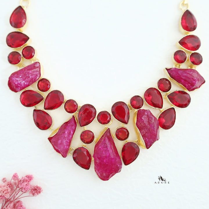 Lavinia Neckpiece