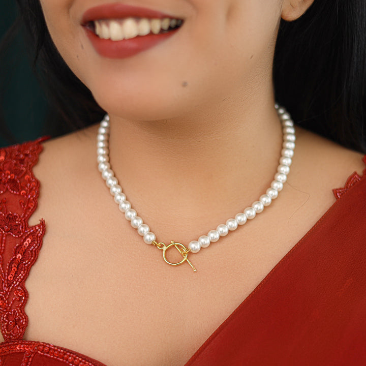 Bella Dona Ring Pearl Neckpiece