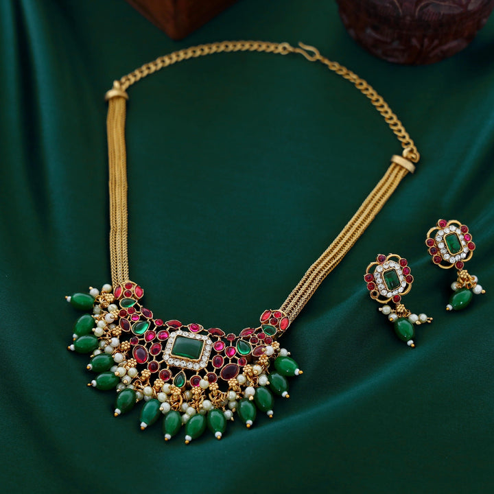 Anaya Emerald Pearl Neckpiece With Earring