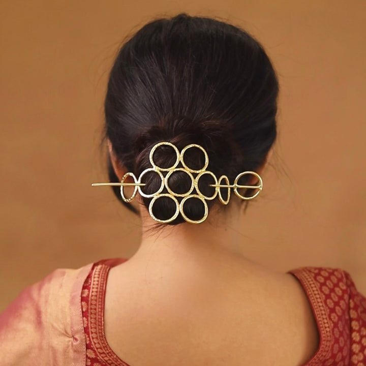 Manya Hammered 9 Circle Hair Pin