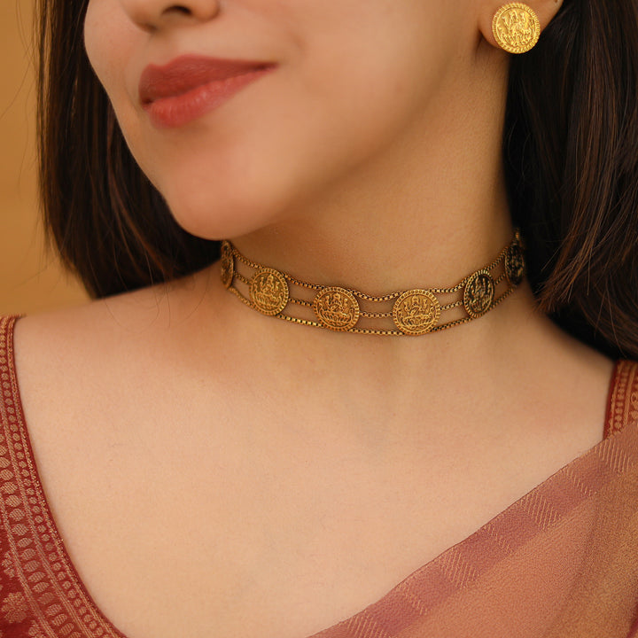 Sarayu Devi 3 Layer Kashi Choker With Earring