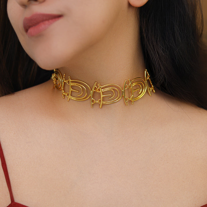Giyanna Golden Arch Choker