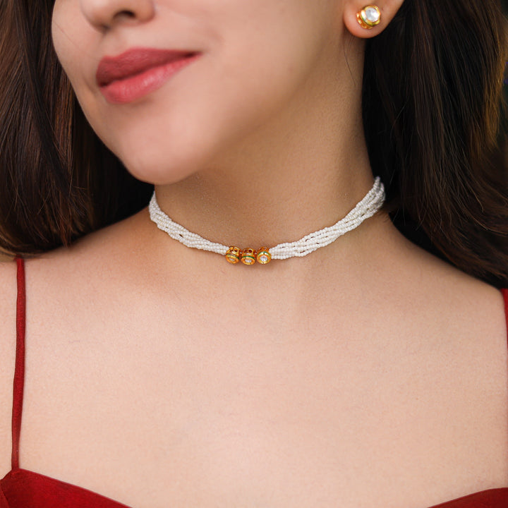 Hansika Kundan Pearl Choker with Stud