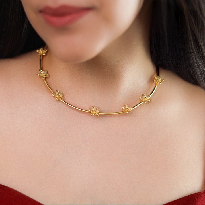 Bellinda Golden Floral Neck Cuff