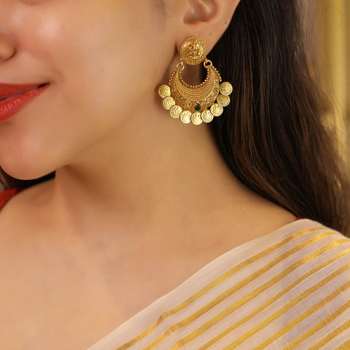Shrimayi Kashi Half Moon Earring