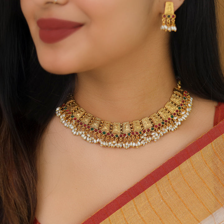 Katrina Golden Pearl Neckpiece With Earring
