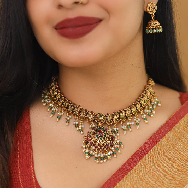 Pratibha Flower Mayura Short Neckpiece With Earring