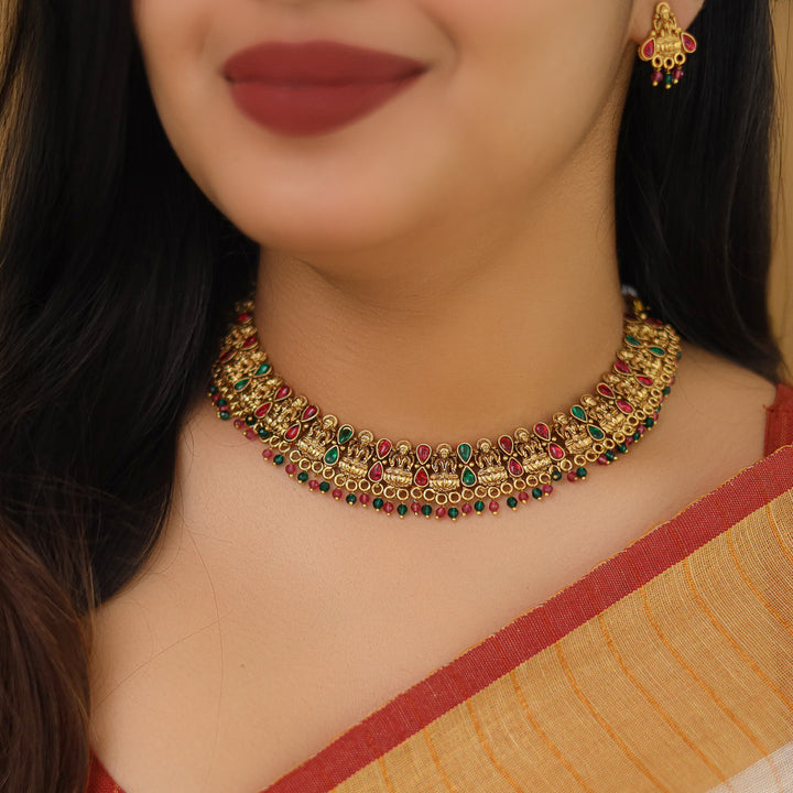 Dhwani Devi Beaded Short Neckpiece With Stud