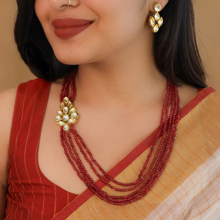 Sukriti Onyx Kundan  Neckpiece With Earring