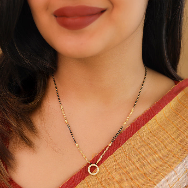 Haashni Circle Pendant Mangalsutra