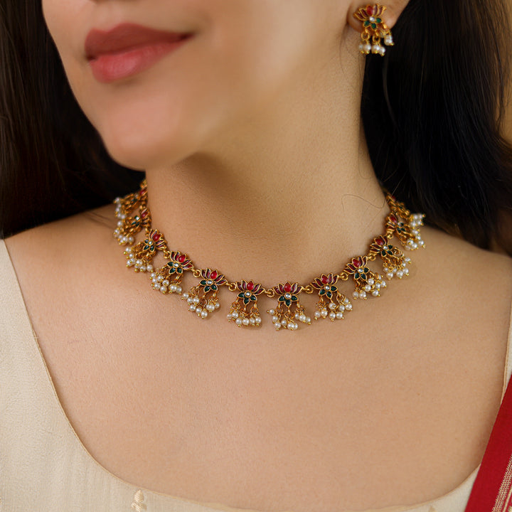 Arusha Mini Lotus Pearl Short Neckpiece with Earring