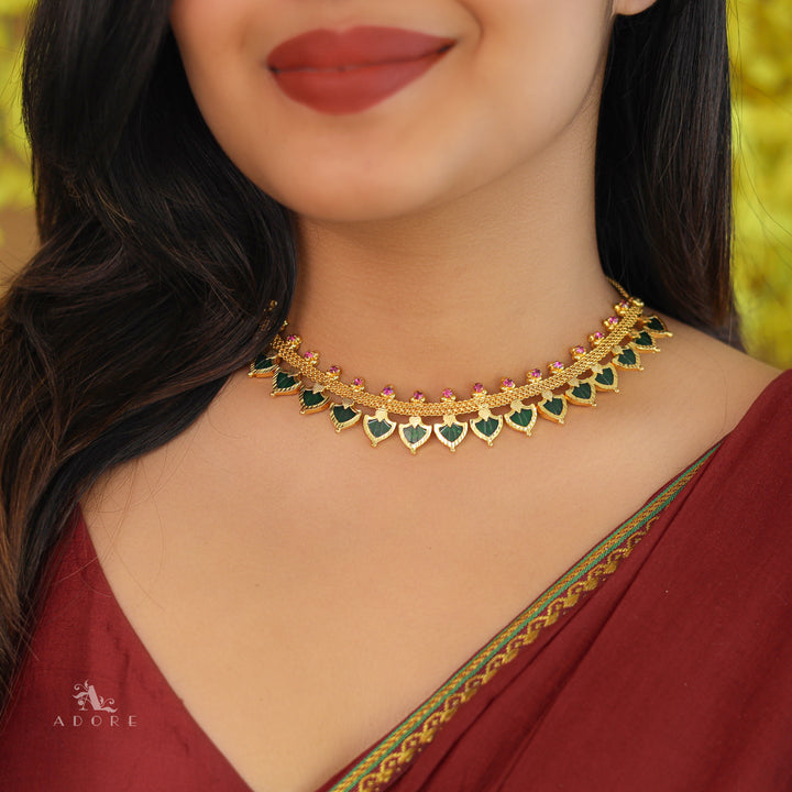 Daya Palakka Short Neckpiece