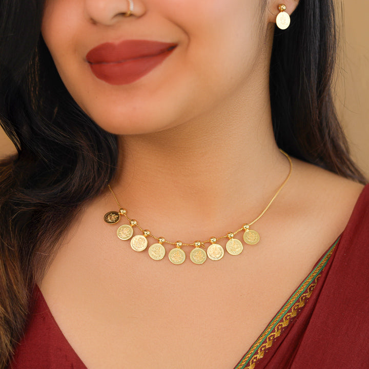 Kanika Golden Ball Kashi Neckpiece With Earring
