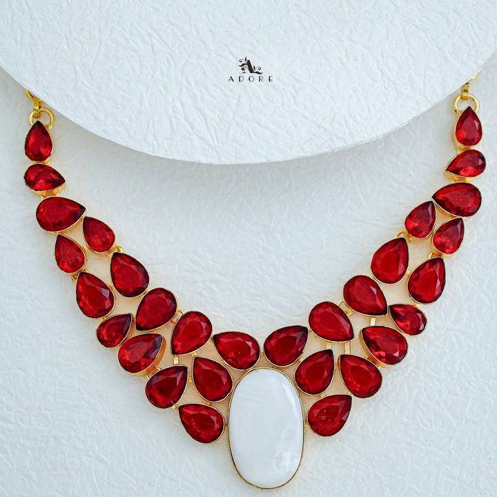 Lantine Neckpiece