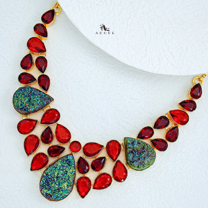 Sunaina Glow Neckpiece