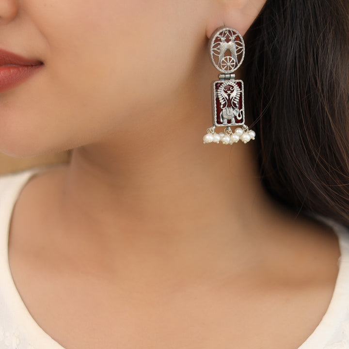 Noora Oval Rectangle Glossy stone Pearl Earring